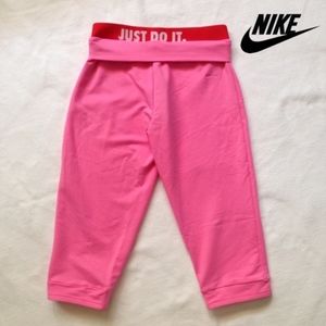 NIKE Girls' Dri-FIT Training Capris Pants Jogger